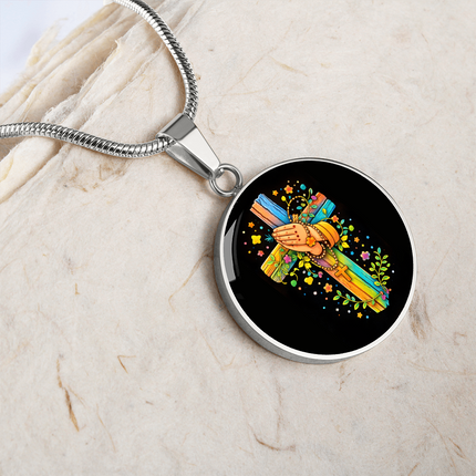 Praying Hands Circle Necklace – Christian Gift for Kids