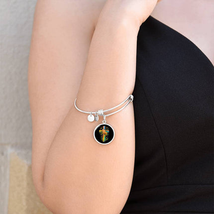 Praying Hands Circle Bangle – Christian Gift for Kids